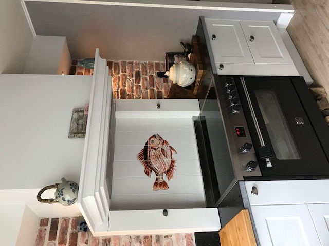 kitchen backsplash tile panel with fish