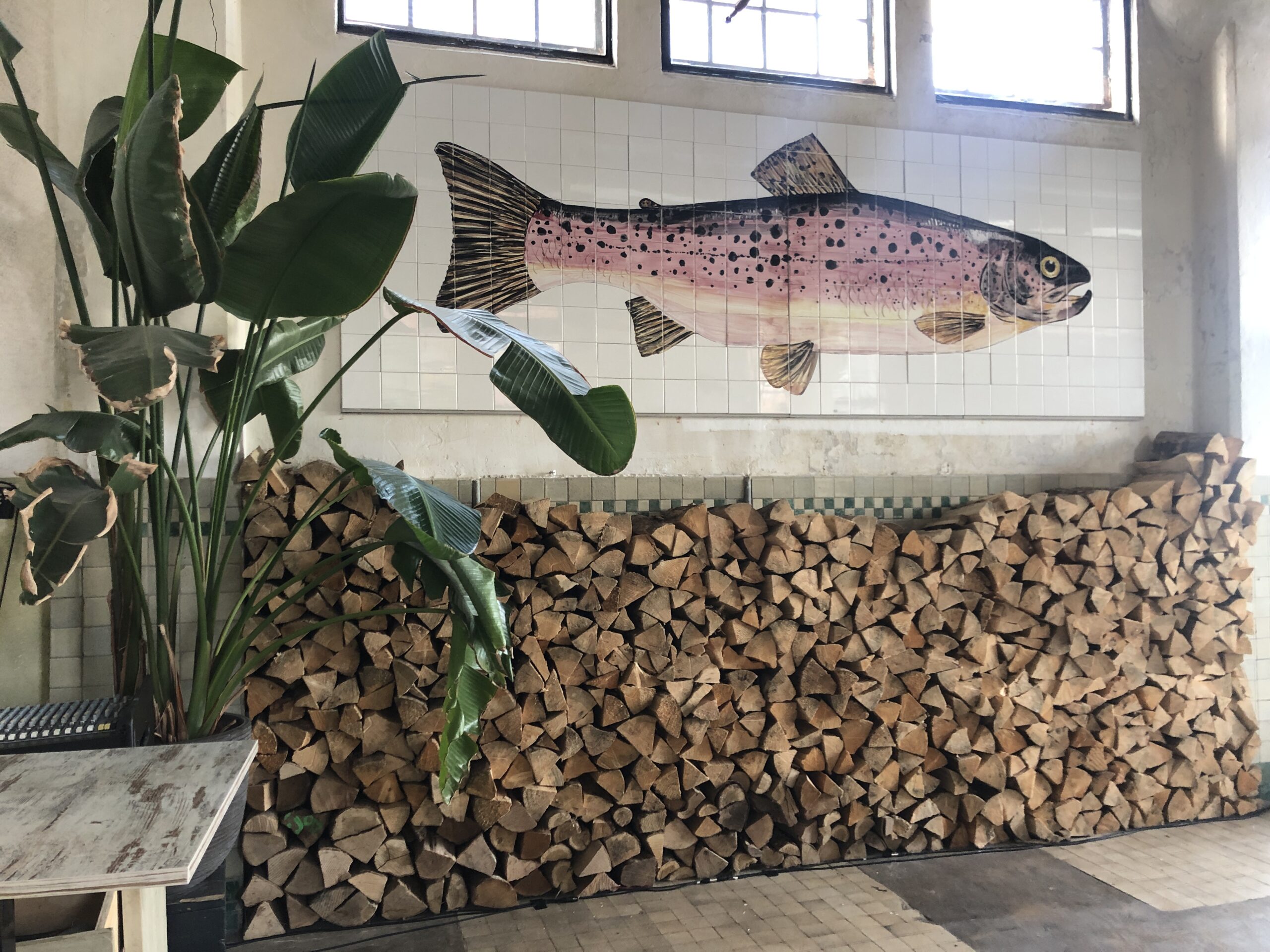 tile panel trout