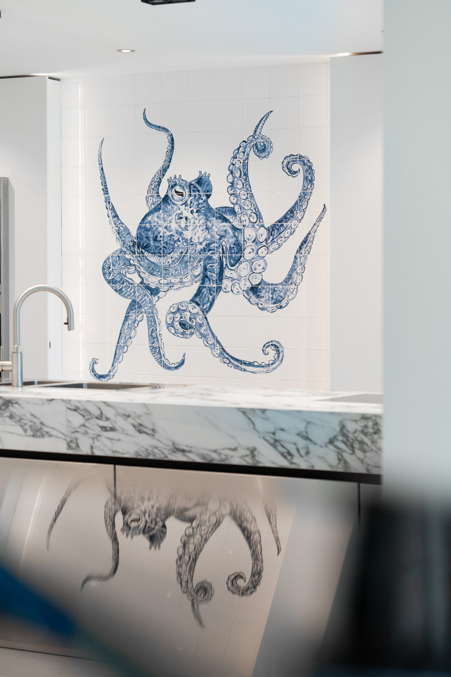 Giant octopus tile panel